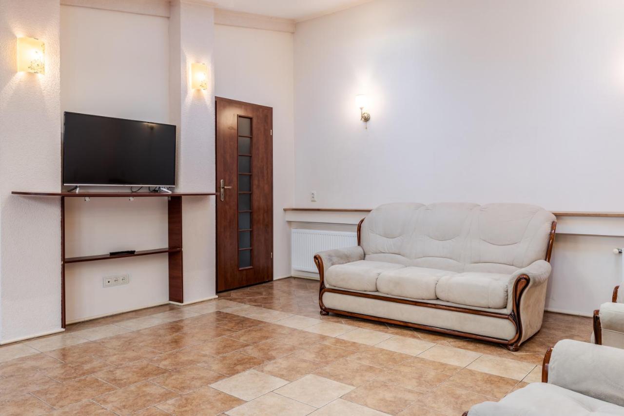Mangal And Terrace In Center Apartment Lwów Zewnętrze zdjęcie